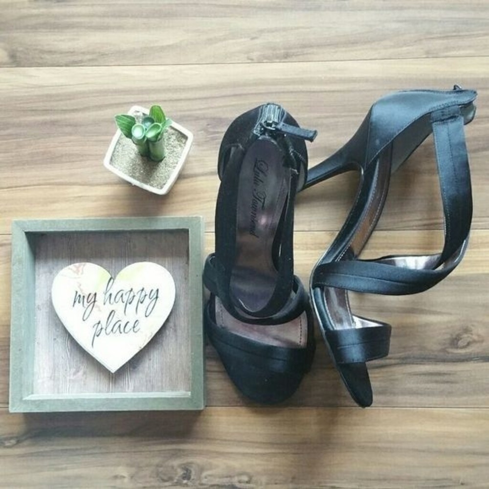 Lulu Townsend Satin Strapped Heels Size 6